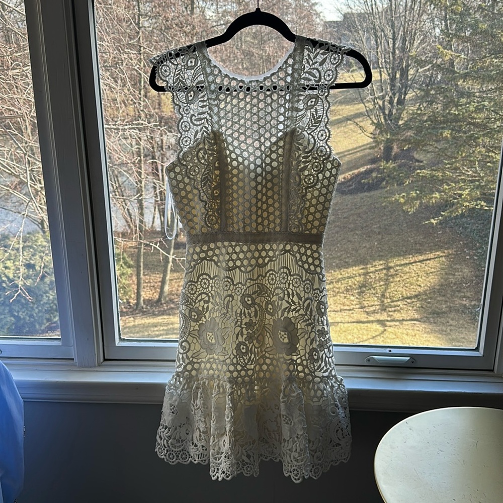 BCBGMAXAZRIA MINI DRESS CROCKET